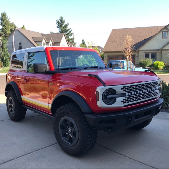 Meet your Posher, Nici - Picture 3 of 6